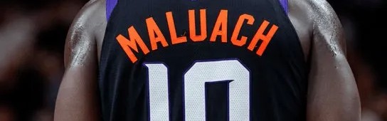 kaiyun-生涯之夜！马卢阿奇今日拿下生涯最高的14篮板，还有3封盖