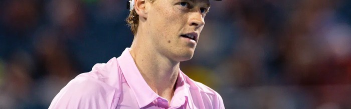 kaiyun-辛纳打破费德勒一大纪录，迪米十四年纪录惨遭终结|迪米特洛夫|阿尔卡拉斯|蒙特卡洛大师赛|扬尼克-辛纳|ATP_新浪新闻