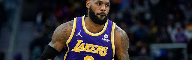 开云-詹姆斯连做八次核酸均为阴性 感染新冠只是误诊