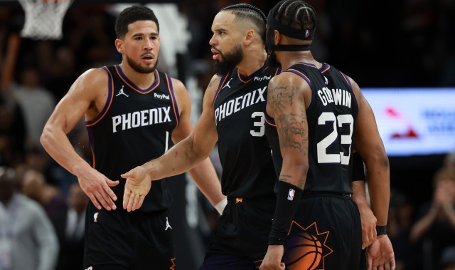 布克谈狄龙14次吃T：他会收敛些 但联盟很多人说话比他难听多了